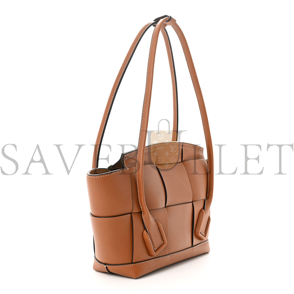 BOTTEGA VENETA FRENCH CALFSKIN MAXI INTRECCIATO ARCO 33 WOOD 1411686 (23*22*9cm)