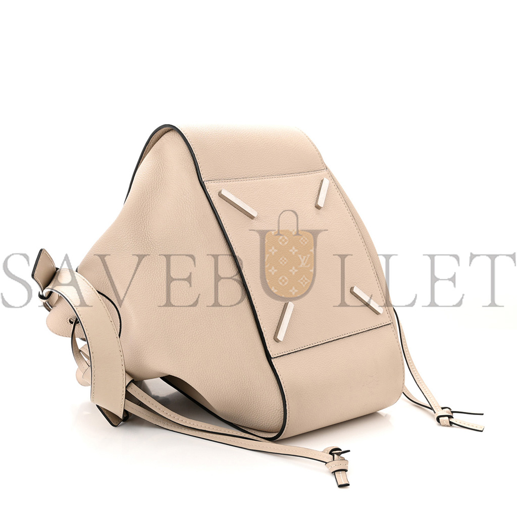 LOEWE GRAINED CALFSKIN SMALL HAMMOCK SHOULDER BAG SAND (30*25*13.5cm)