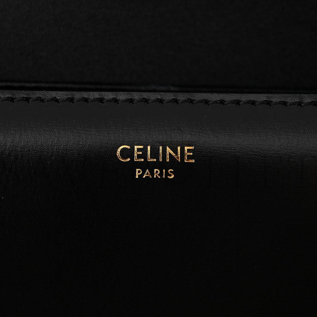 CELINE SHINY CALFSKIN TEEN TRIOMPHE BLACK (19*14*6cm)